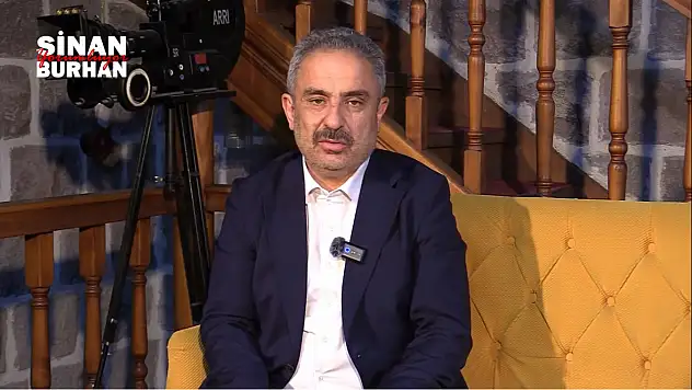 Türk futbolunda şike depremi: Gazeteci Burhan, Süper Lig'de 4 kulübü işaret etti, puan silme ve küme düşme kapıda