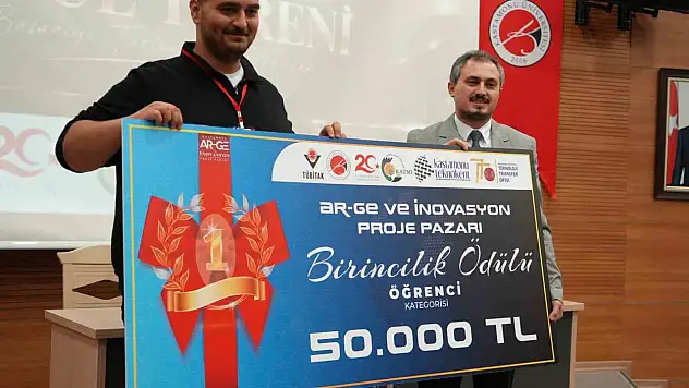 Türkiye'nin dört bir yanından uzman ve öğrencilerin projeleri yarıştı