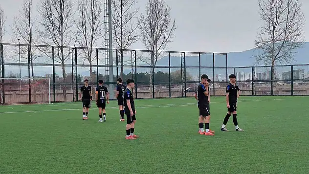 Kayserispor U14 evinde kaybetti