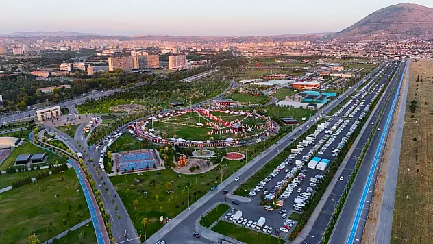 Uluslararası 'Green Flag' heyeti Kayseri millet bahçesini inceledi