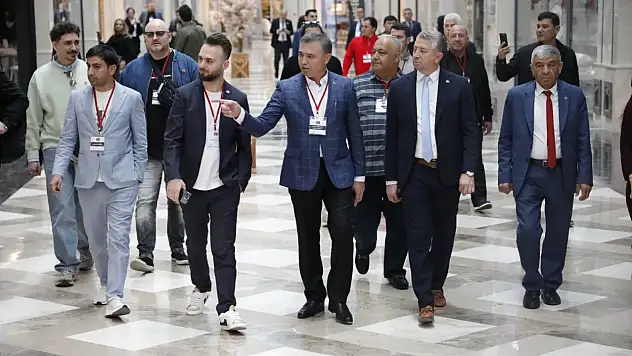 Uluslararası ticaret KUMSMALL'da masaya yatırıldı!