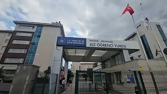 Üniversite öğrencileri dikkat! KYK yurtları için başvuru takvimi açıklandı