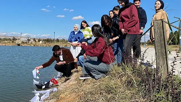 Üniversite öğrencilerinden sıradışı farkındalık projesi