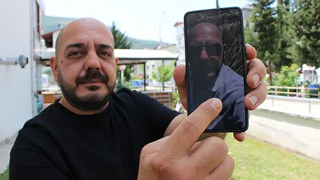 Üstündeki ölümcül keneleri selfie sayesinde fark etti