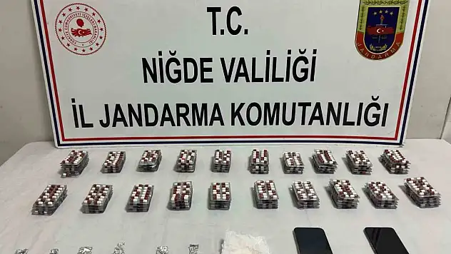 Niğde'de uyuşturucu operasyonu: 1295 hap ele geçirildi