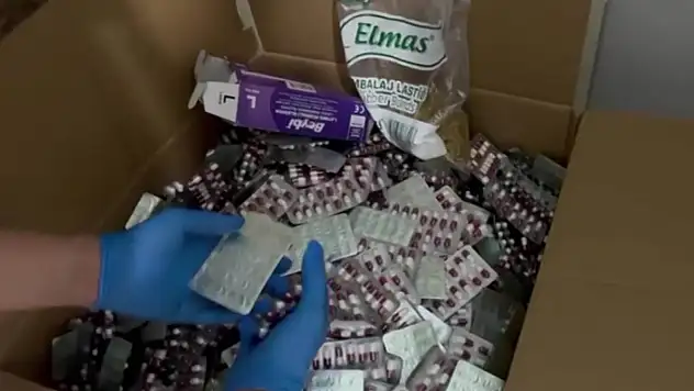 Polisten dev operasyon: Adana'da 179 bin uyuşturucu hap ele geçirildi