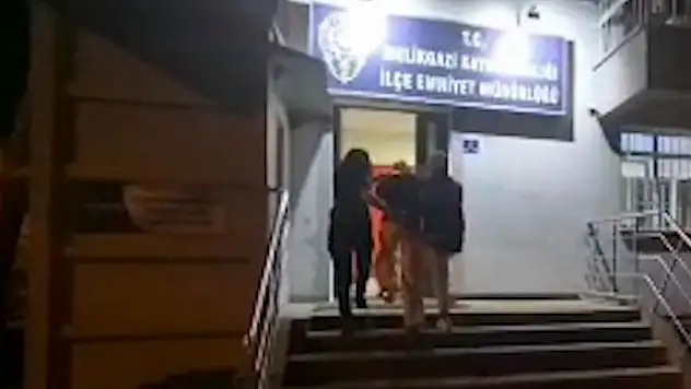 Uyuşturucu ticaretinden aranan şahıs yakalandı