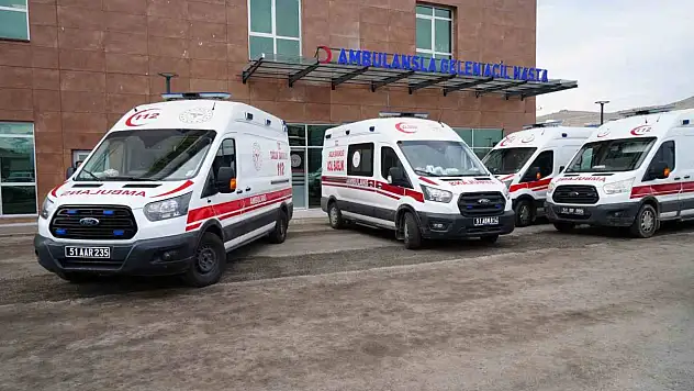 Üzerine dolap düşen küçük kız hayatını kaybetti