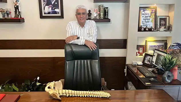 Gençlerde bel ve boyun fıtığı neden arttı? Uzmanı asıl nedeni açıkladı