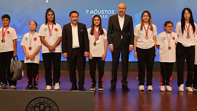 Vali Çiçek, ERVA'nın geleceğini hamileriyle konuştu