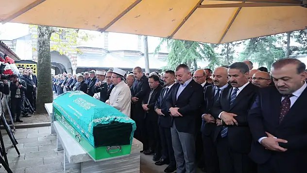 Vali Çiçek'in babaannesi Sara Çiçek son yolculuğuna uğurlandı!