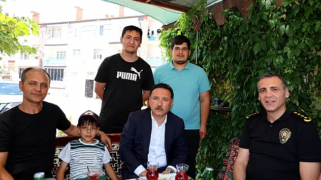 Vali Çiçek, mahalle ziyaretlerini sürdürüyor!