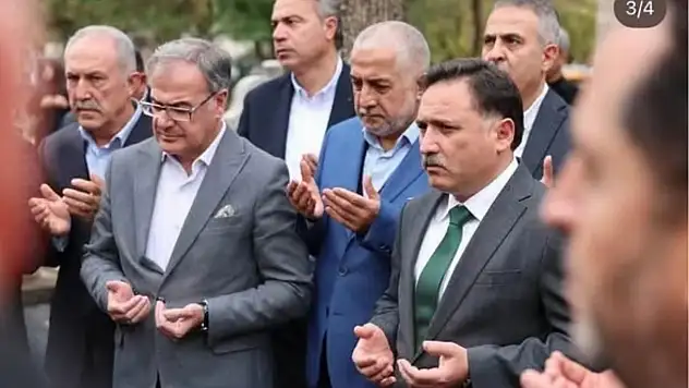 Vali Çiçek Melikgazi Türbesi'ni ziyaret etti!