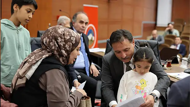 Vali Çiçek, vatandaşların sorun ve taleplerini dinledi