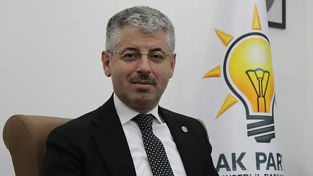 Vekil Çopuroğlu'ndan İmamoğlu'nu tiye alan hareketler