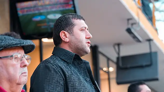 Vekil Ersoy'dan galibiyet mesajı: ''Biz şehir olarak kenetlenirsek Kayserispor'un önünde hiç kimse duramaz''