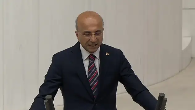 Vekil Genç'ten Tarım Bakanlığına açık çağrı: 'Ne üretici kalır ne üretim!'