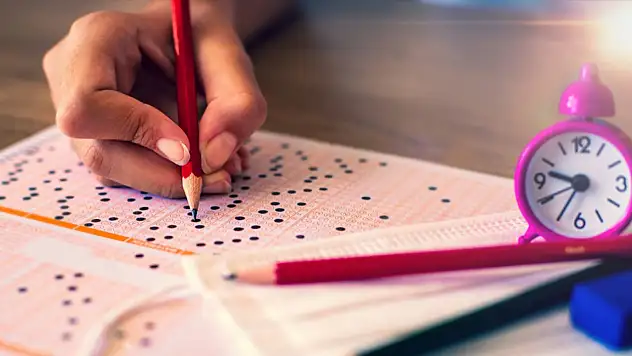 Veliler ve öğrenciler dikkat: Yarın okullar tatil olacak!