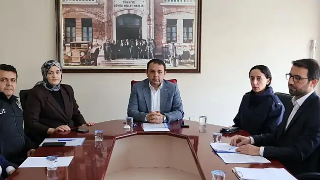 Yahyalı'da bağımlılıkla mücadele toplantısı