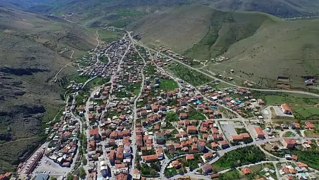 Yahyalı'da bu mahallede akşamları hareketlilik arttı: Başkan sahada inceleme yaptı