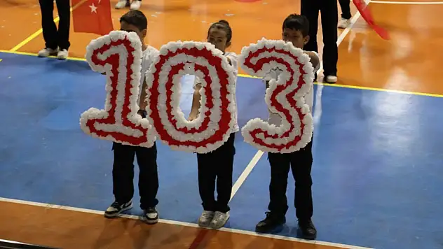 Yahyalı'da Cumhuriyet coşkusu! 103. yıl kutlamalarına yoğun ilgi