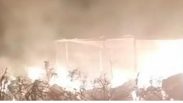 Yahyalı'da karavan alev alev yandı: Kundaklama şüphesi!