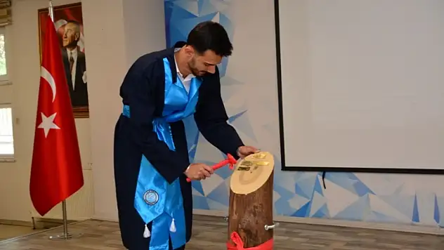 Yahyalı'da mezuniyet coşkusu! Geleceğin enerji uzmanları diplomalarını aldı