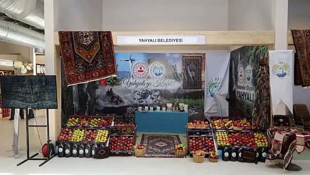 Yahyalı, İstanbul'da kurduğu stantla dikkat çekti