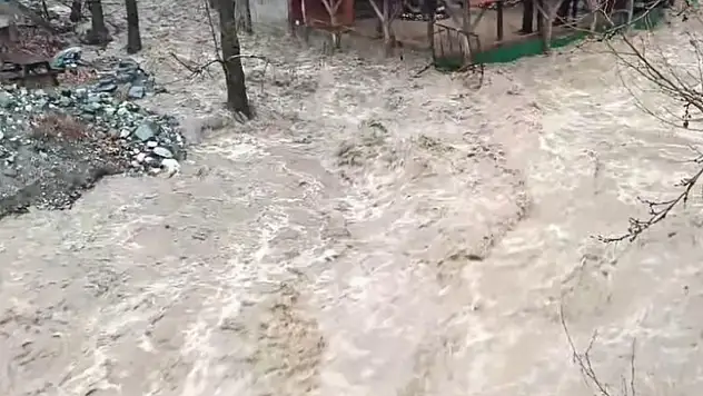 Yahyalı'yı sel vurdu: Altyapı yetersizliği tepki çekti