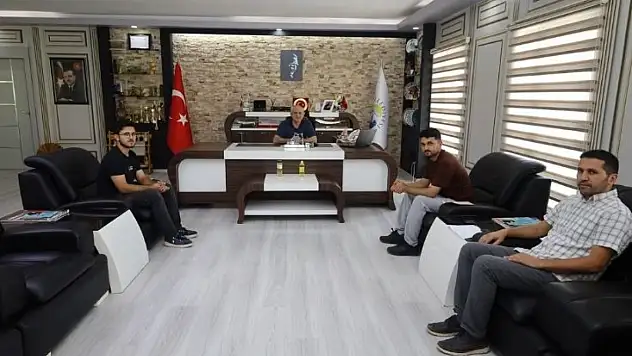 Yahyalılı gençlerden YKS'de büyük zafer: Başkan'dan tebrik!