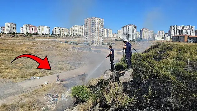 Yangını salça kaynatarak izledi