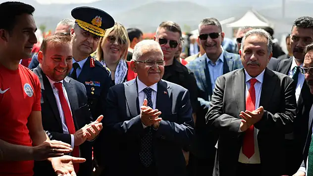 Yaparsa Memduh Başkan Yapar!