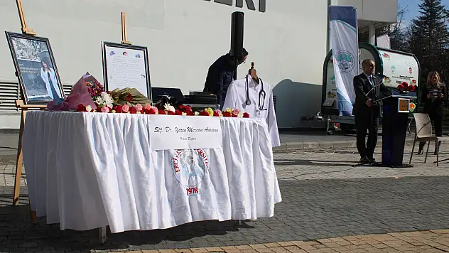 Yaren, okuduğu fakültede anıldı