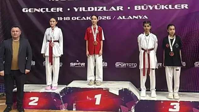 YayTanSay sporcuları Alanya'dan derecelerle döndü