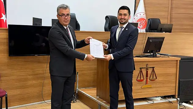 YENİ Parti Kayseri'de yeni dönem başladı! Gözbaşı mazbatasını aldı