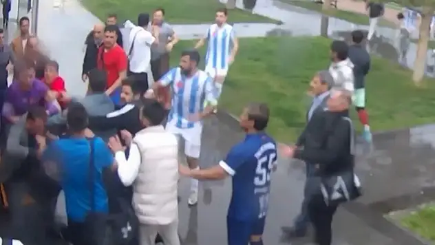 Kayseri amatör ligde skandal: Teknik direktör ve antrenör sahada darbedildi!