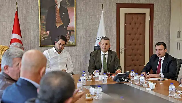 Muz üreticileri toplandı