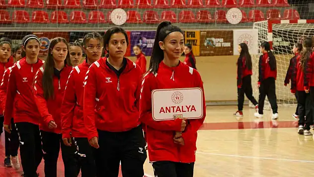 Futsal Yıldızları Kayseri'de Sahaya Çıktı