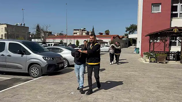 Adana'da yol verme tartışması cinayetle bitti