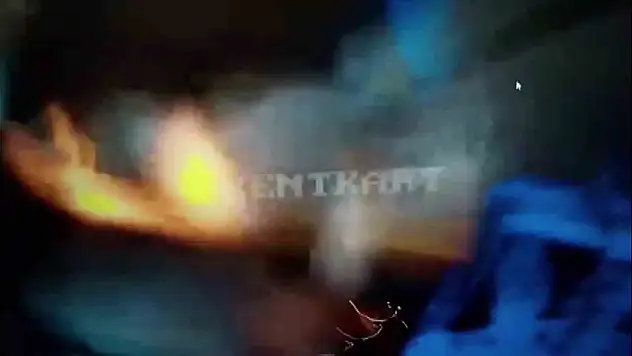 Yolcu minibüsü ile otomobil kafa kafaya çarpıştı!