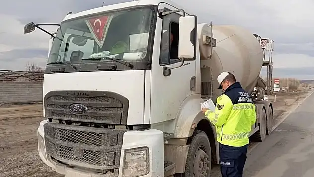 Yozgat jandarmasından üç aylık faaliyet raporu: 402 şüpheli yakalandı