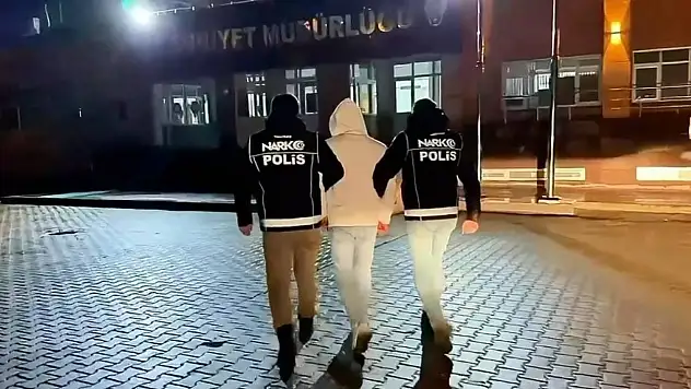 Yozgat'ta operasyonda 221 sentetik ecza ele geçirildi