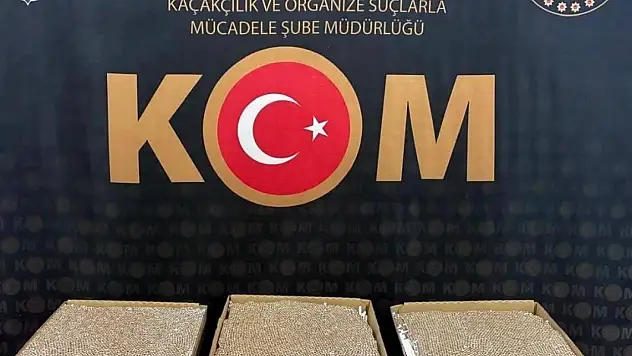 Yozgat'ta şüpheli araçtan 15 bin kaçak makaron çıktı