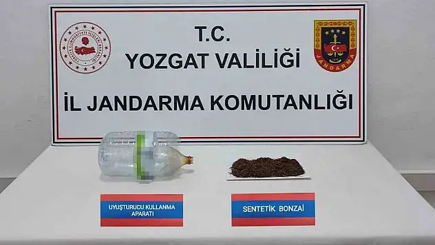Takibe Alınan 2 Şüphelinin Üzerinden Uyuşturucu Çıktı