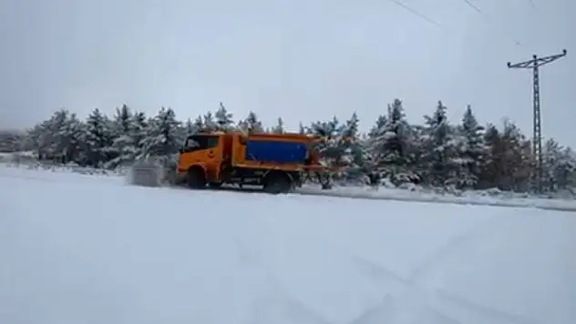 Yozgat'ta kar mesaisi: Ekipler seferber oldu