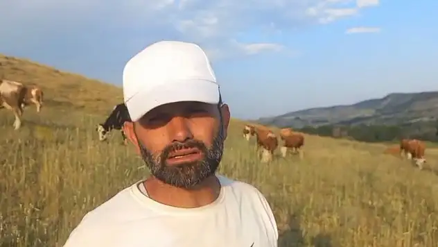 Besici uyardı: 'Ne tarafa dönsek kene peşimizden geliyor'