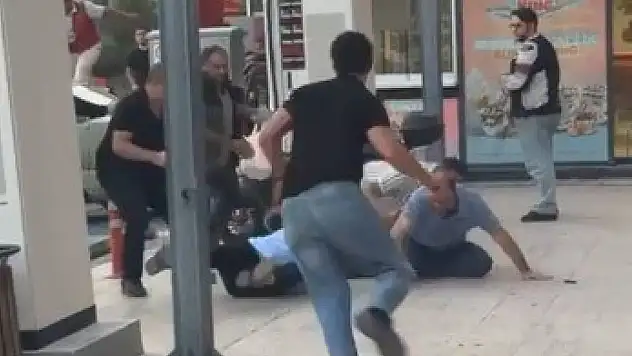 Kiracı ile Dükkan Sahibi Arasında Kavga: 1 Ağır Yaralı