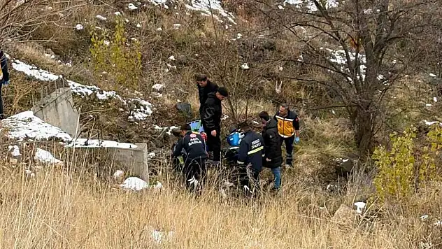 Yozgat'ta motosikletli şarampole yuvarlandı!