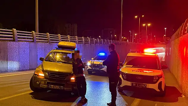 Yozgat'tan dedesinin aracını izinsiz kaçırdı: Kayseri'de kaza yaptı!
