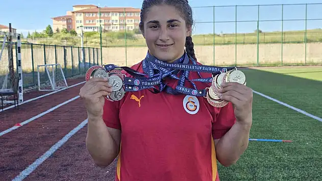 Yozgatlı sporcu iki branşta Türkiye üçüncüsü oldu